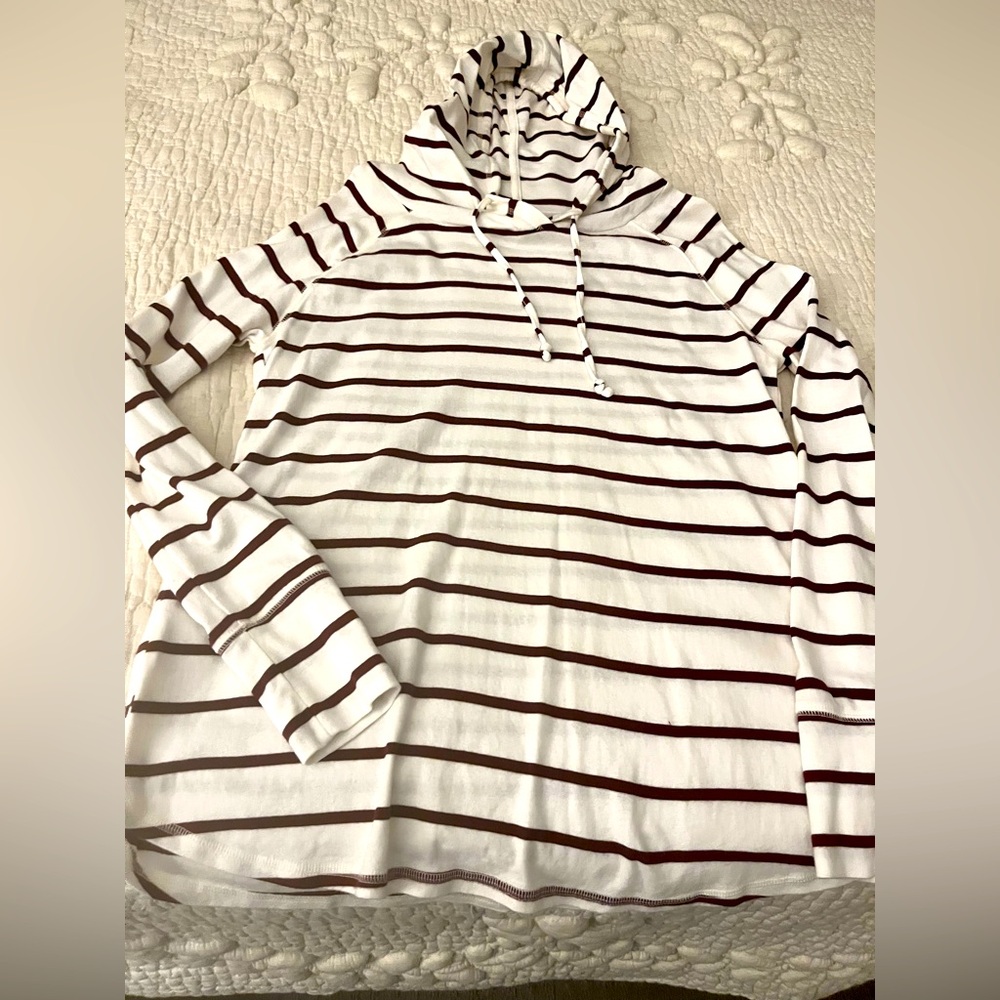 Ladies hoodie size xl Eddie Bauer dark maroon striped